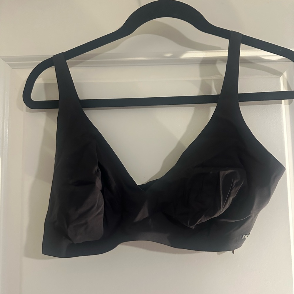 Skims plunge bralette